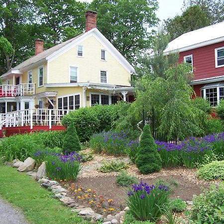 Saratoga Farmstead B&B Саратога-Спрингс Экстерьер фото